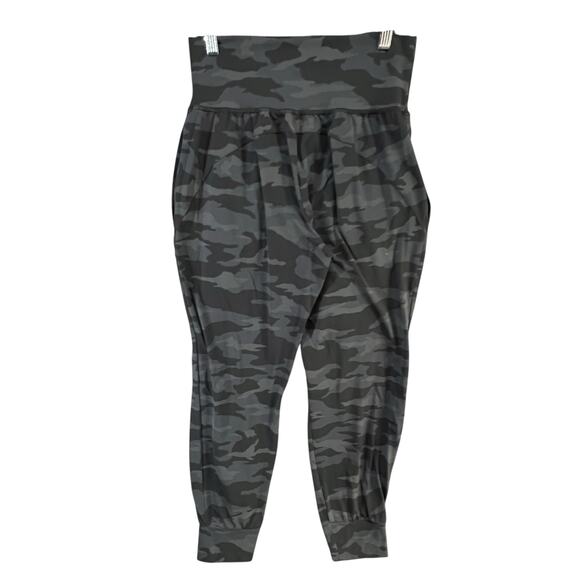 Athleta Salutation Jogger Womens S Black Camo Pockets High Rise Yoga Gym UPF50 - Picture 5 of 15